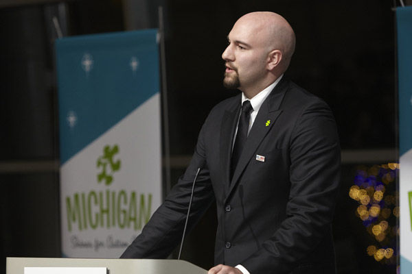 Speaking at the 2015 Michigan Shines for Autism Gala. (Credit: Autism Alliance)